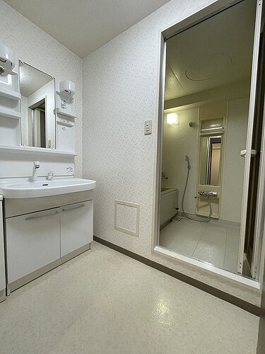 レクセルプラザ西川口5階 洗面台　※2023年3月撮影