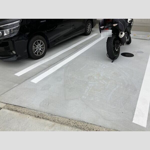 ブリーズコースト　A 駐車場