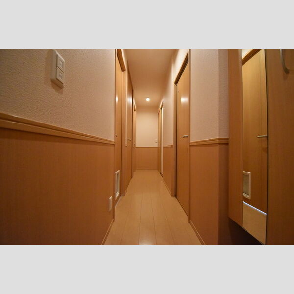 ルミエール ド エスポワール　Ⅱ201号室 同建物別部屋の参考画像