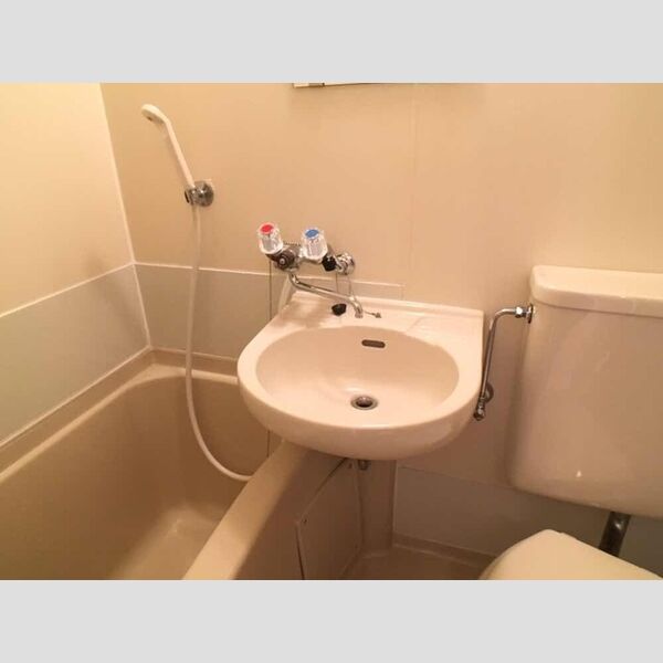 ハイツ井上　A102号室 洗面部分です。