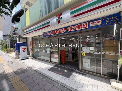 菱和パレス上馬11階 【コンビニエンスストア】セブンイレブン 世田谷上馬4丁目店まで200ｍ