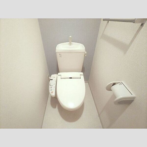 ロイヤルパレス　B 温水洗浄暖房便座