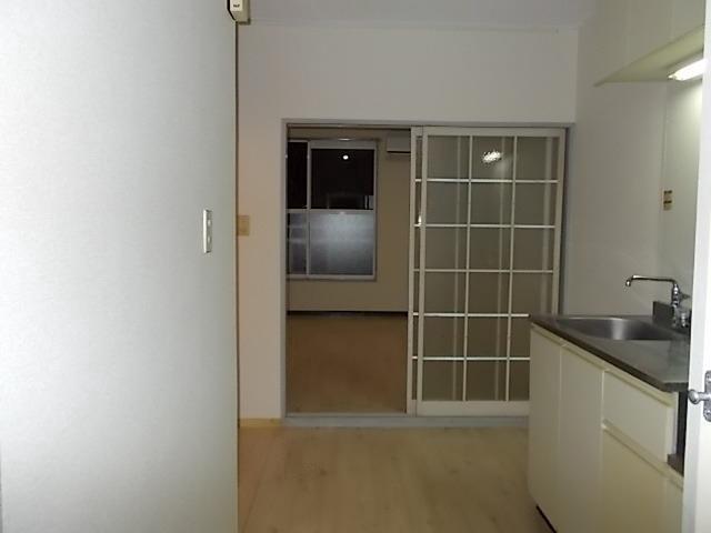 ビーフローラ吉祥寺1階 リビング