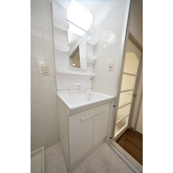 ダンデライアン鵠沼 洗面