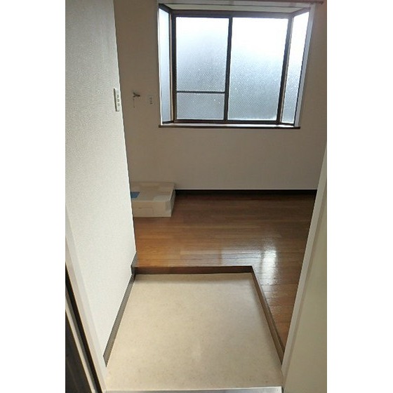 コーボルト五反野202号室 玄関