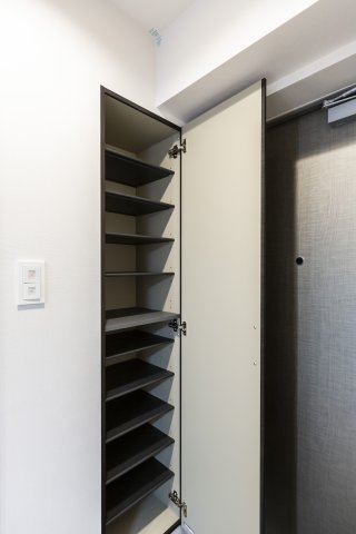 リビオメゾン大森ＥＡＳＴ803号室 玄関