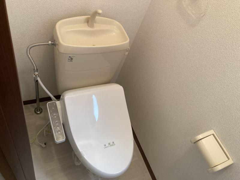 メゾンフレール1階 トイレ