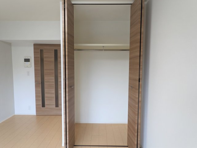 アソシエール駒沢105号室 収納