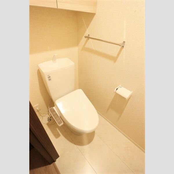 フォーリア　A 温水洗浄暖房便座