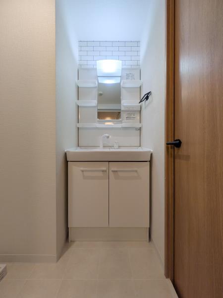 ＩＳＭ中野坂上5階 同建物別部屋の参考画像