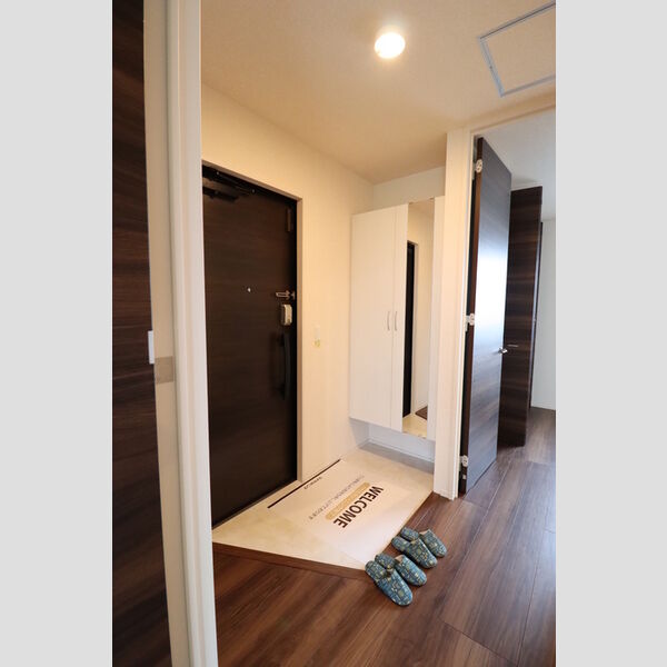 イグレット　2番館 玄関