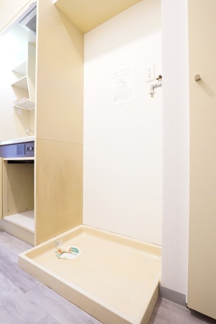 日神パレス西台第３ 室内洗濯機置場