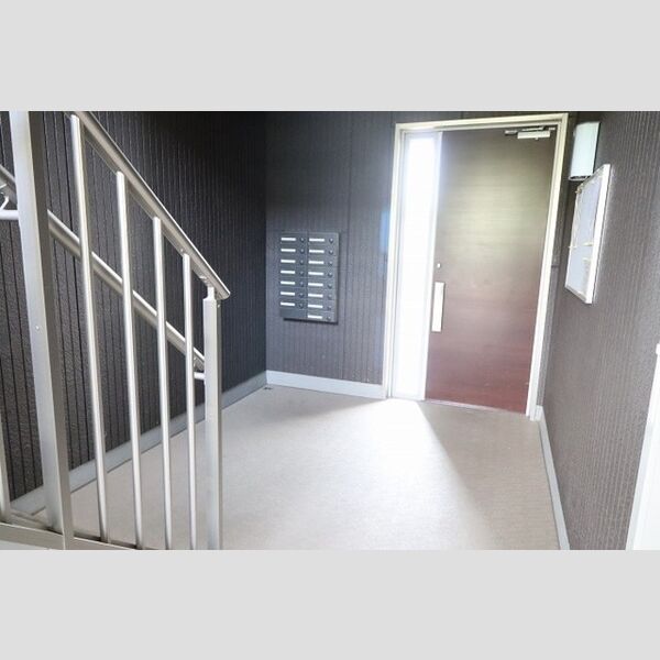 サンライズ上之302号室 ホール