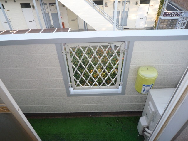 コリーヌ・F2階 バルコニー