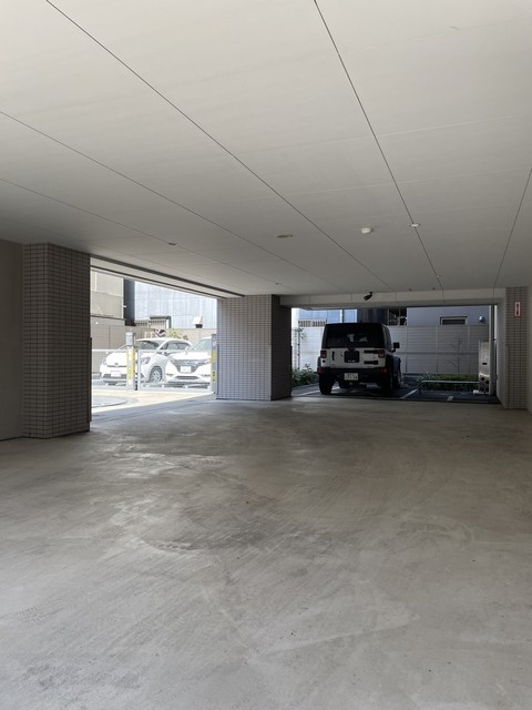 ガーラ・レジデンス平井 駐車場