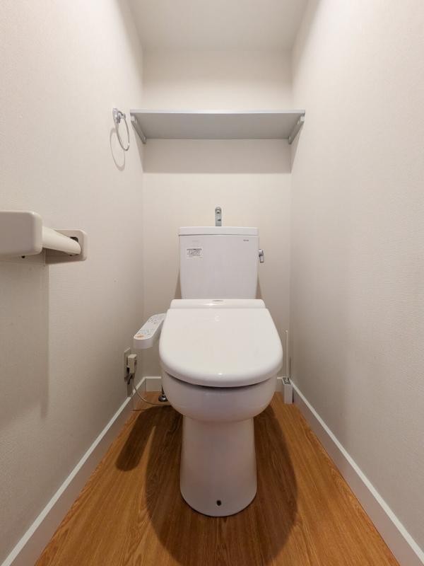 THE VALUE SHARED HOTEL TAKENOTSUKA3階 バス