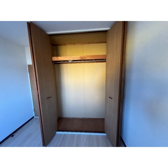 ニューロイヤルハイツ 内観