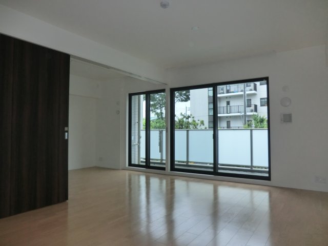 シティテラス横濱和田町エアーズコート リビング