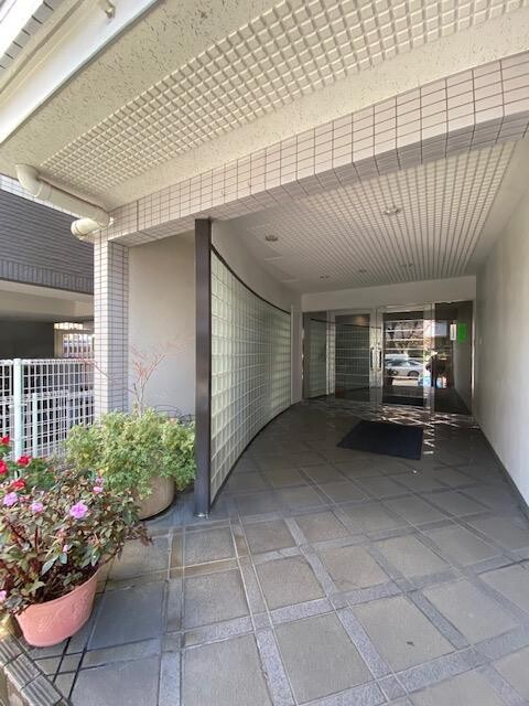 プチプラン2階 エントランス