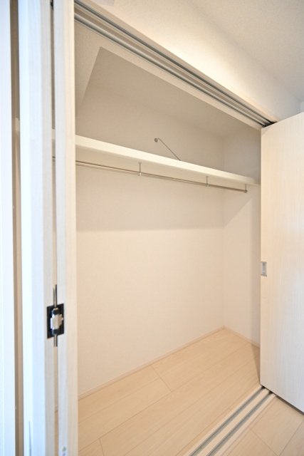 エルミ上落合4階 収納