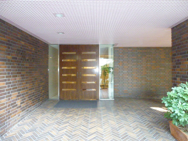 北青山パーク・マンション402号室 外観