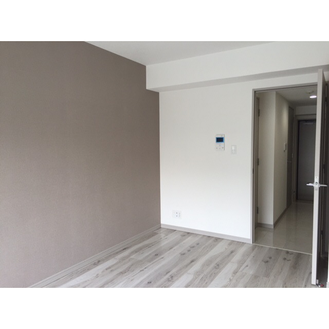 プレール・ドゥーク千歳烏山106号室 リビング