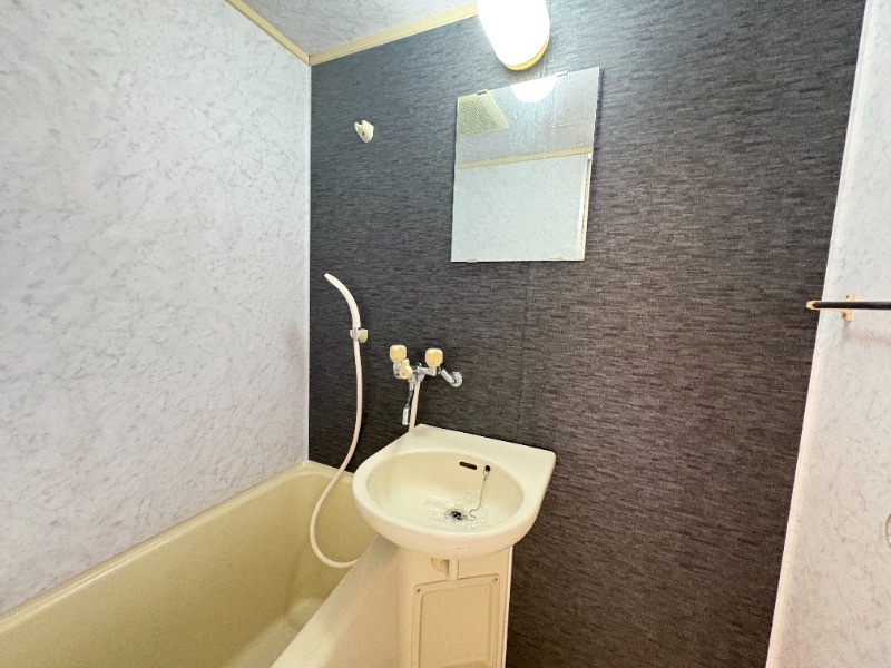 ルーチェブレス赤塚1階 洗面