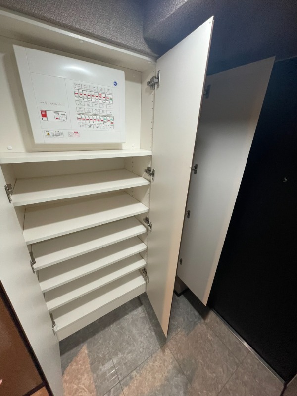 レーベン横浜山手 ONE WARD COURT 収納