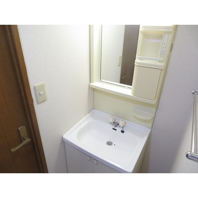 ＹＡＹＯＩ　ＣＯＵＲＴ0901号室 独立洗面台