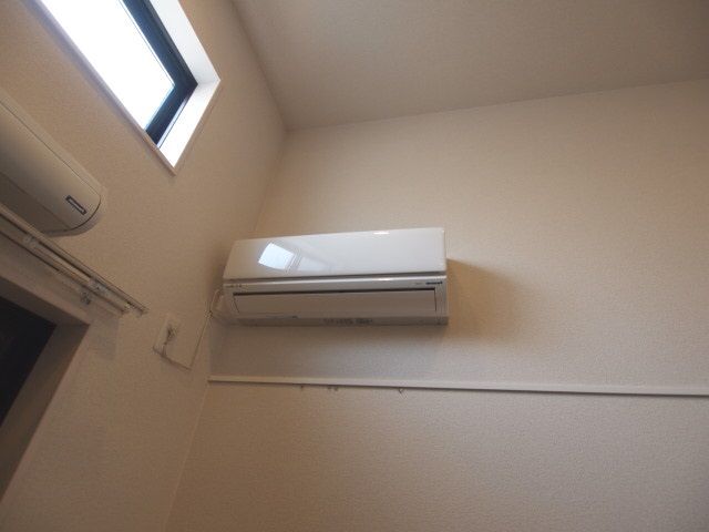 ＣＵＢＥ　西所沢1階 玄関