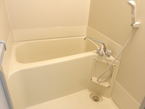 メゾンフラワー1階 浴室　※2025年9月撮影