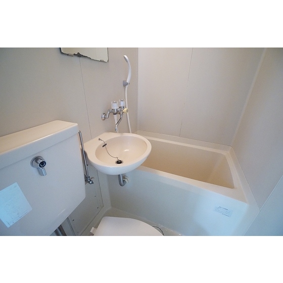 イリス三田0203号室 内観