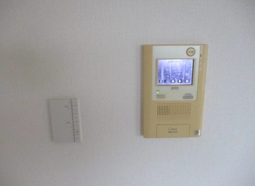 ライオンズ鶯谷マークスフォート12階 ＴＶモニタ付きインターホン　※2025年12月撮影の写真
