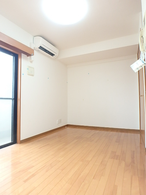 ガラ・シティ駒沢大学 フローリング