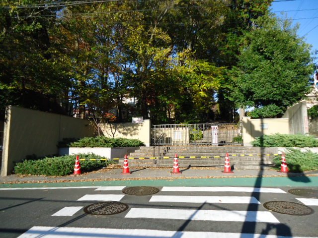 エトワール 私立立教女学院短期大学まで1,160ｍ