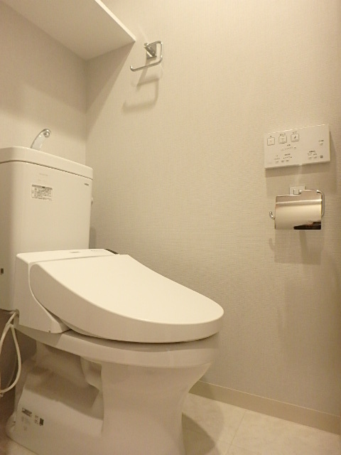 ガーラ・プレシャス神宮外苑 コンパクトで使いやすいトイレです