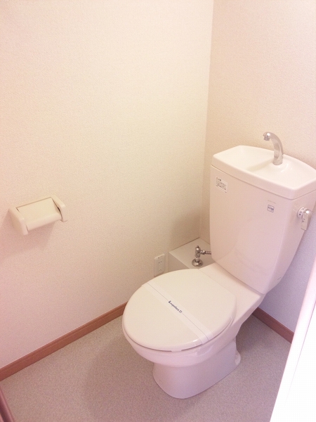 レオパレスボヌール101号室 リビング