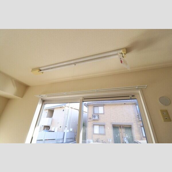 ベアーレ　B101号室 室内物干し