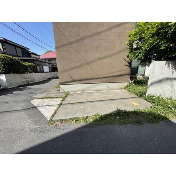 小金井市貫井北町1丁目戸建 駐車場