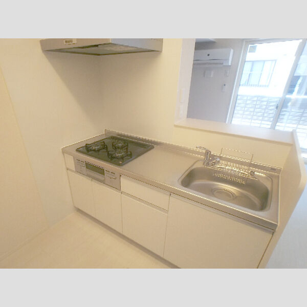 レジデンス・トロワ102号室 システムキッチン