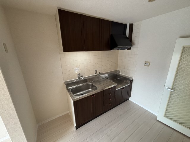 コウジィーコート0302号室 キッチン