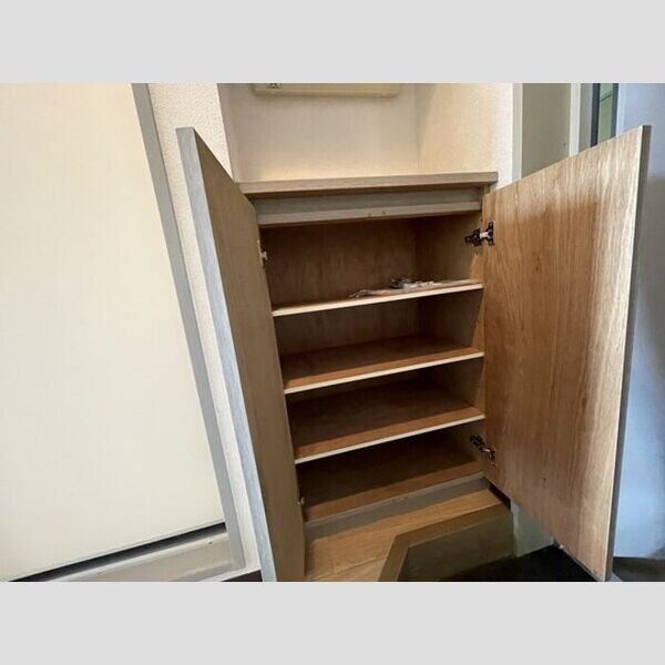 コンフォール小泉603号室 シューズボックス(カウンター)