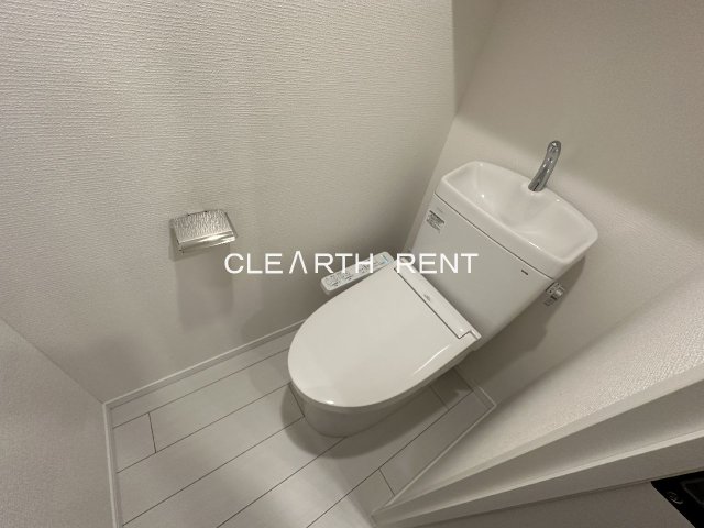 ＧＲＡＮ ＰＡＳＥＯ三宿3階 清潔感のあるトイレ