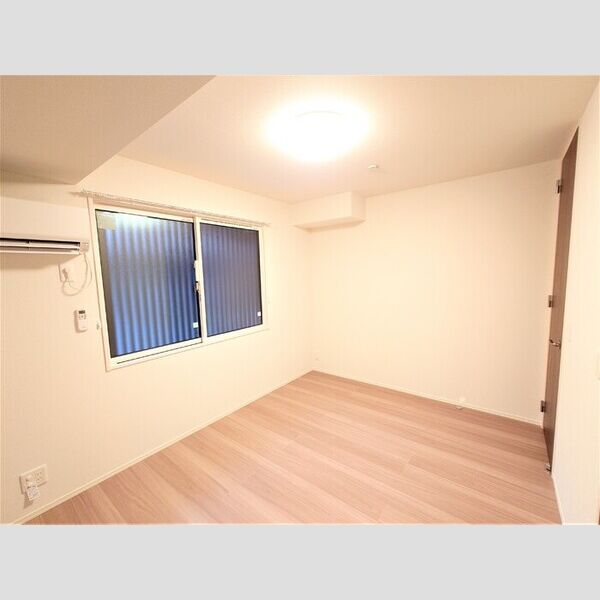 けやき　弐番館103号室 洋室6帖(別角度)