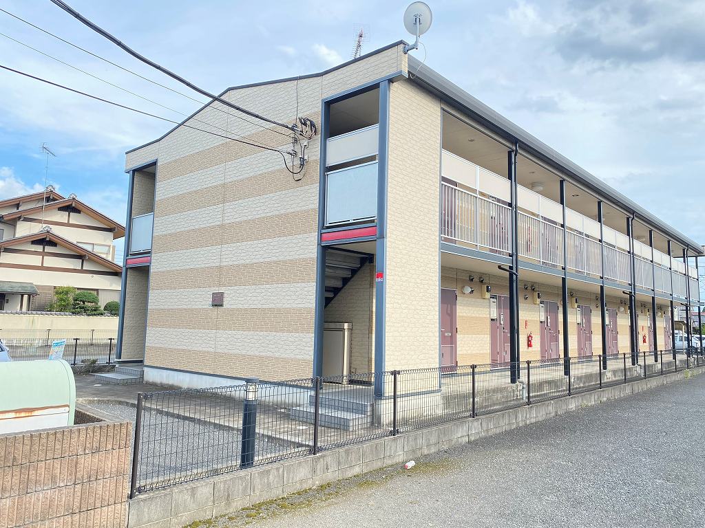 レオパレスゴスホークの外観画像