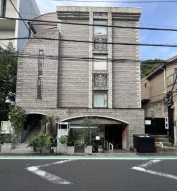 ヒルズ代官山2階 外観