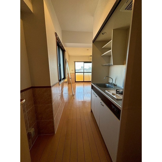 ゴールドウィン湘南 内観