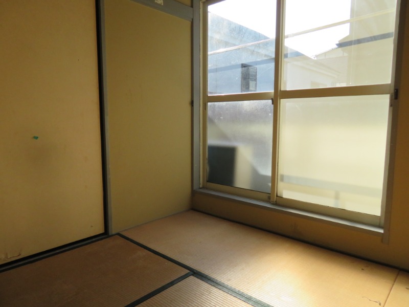 ヤマジンハイツ３2階 内観