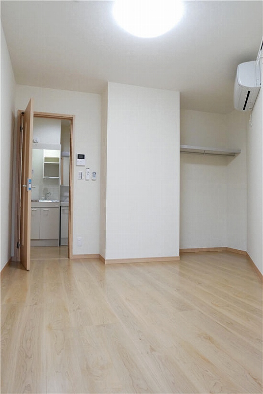 アイリス川崎 内観