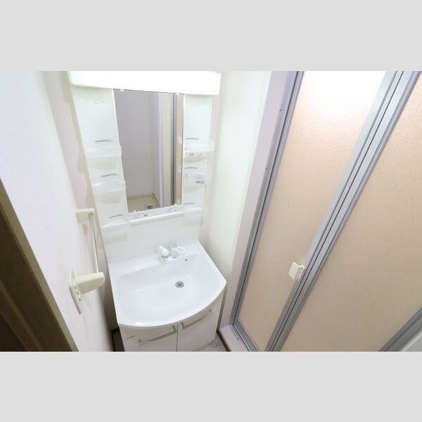 サンヴィレッジ本宿302号室 洗髪洗面化粧台